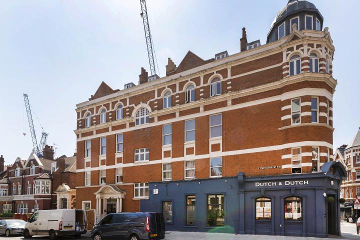 Stunning Apartment Lymington Road, West Hampstead